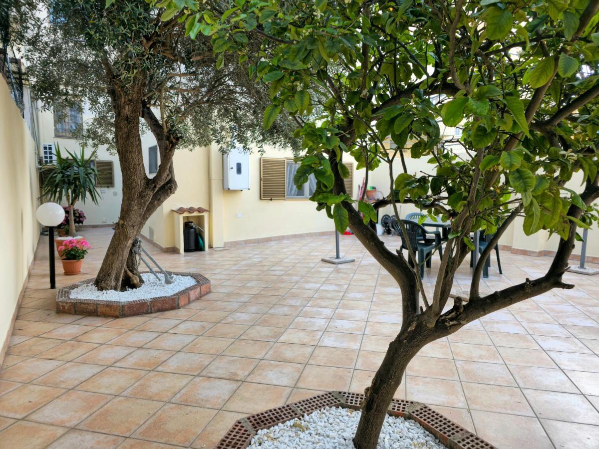 Valery House Apartman Cagliari Kültér fotó